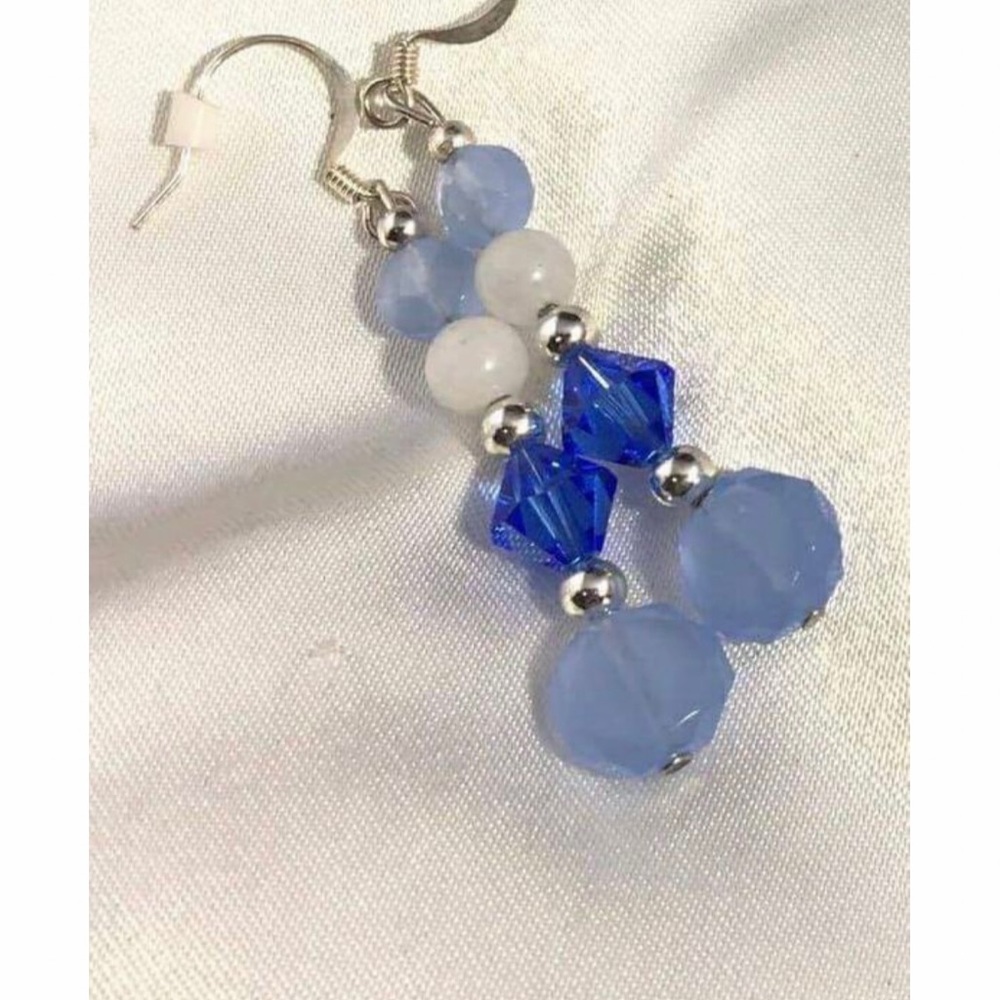 Handcrafted Blue Agate Crystal Necklace Set 20" - Picture 2 of 5